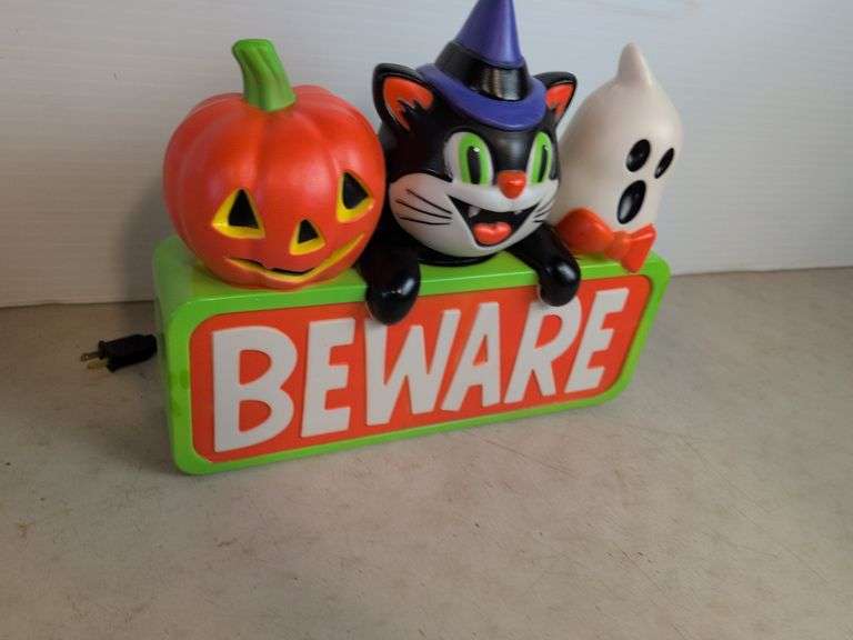 Halloween "Beware" blow mold - works - 15.5" long
