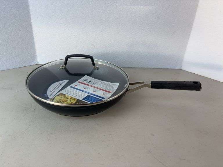 Ninja Baking Pan w/Lid ( new)