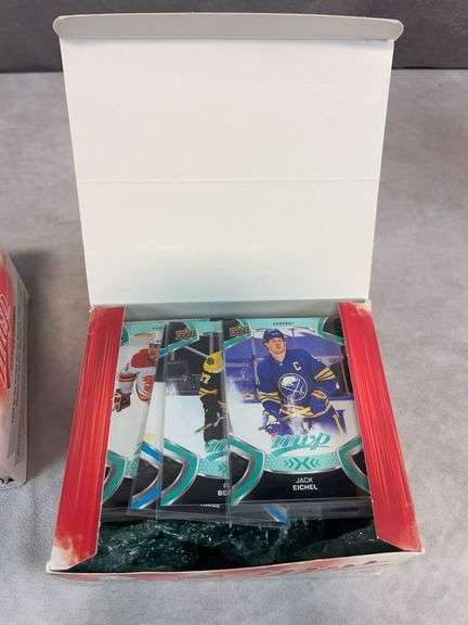 2021-2022 MVP Hockey 400+ Card Lot: Ovechkin, Tkachuk, Kane