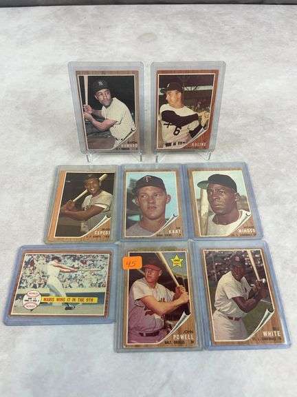 1962 Topps lot of 8: Powell (Rookie), White, Minoso, Jim Kaat, Cepeda, Kaline, Howard