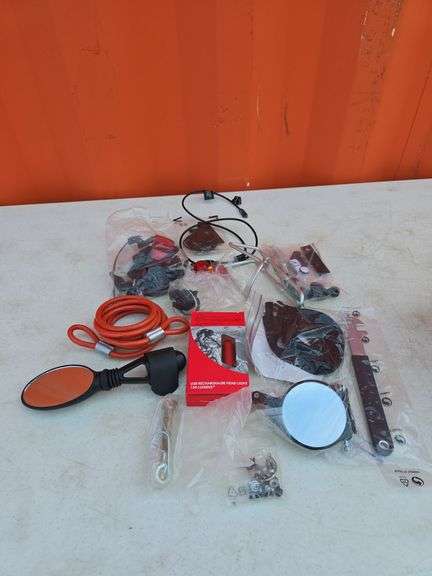 LOT OF BICYCLE ACCESSORIES
