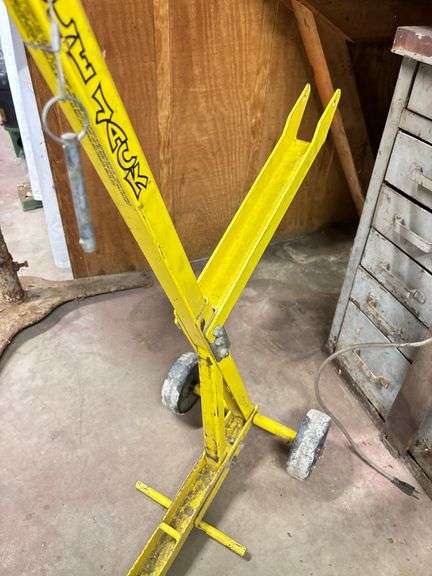 Zero Turn Mower Lift