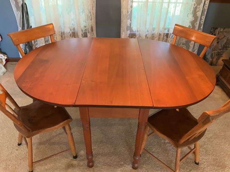 Vintage Drop Leaf Dining Table with Gatelegs and 4 Chairs