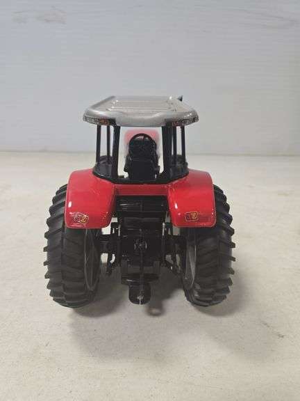 SCALE MODELS MASSEY FERGUSON 8270 1/16 SCALE TOY TRACTOR
