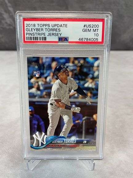 2018 Topps Update #US200 Gleyber Torres RC (Pinstripe Jersey) PSA 10