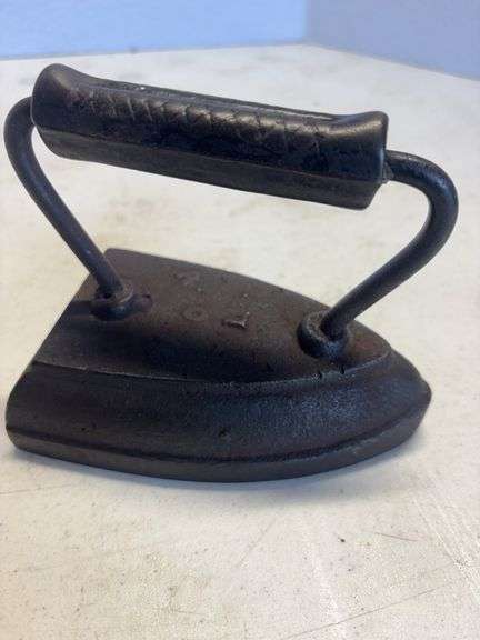 Vintage Sad Iron
