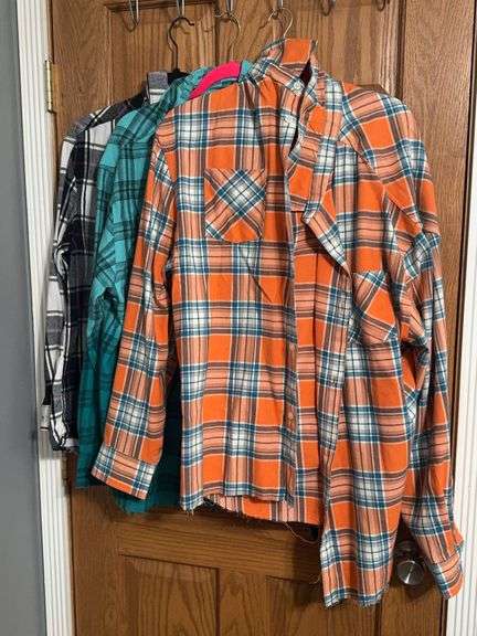 (3) Men’s Flannel Shirts (Size L)