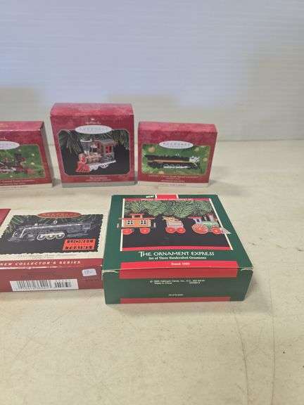 LOT OF 10 HALLMARK TRAIN CHRISTMAS ORNAMENTS