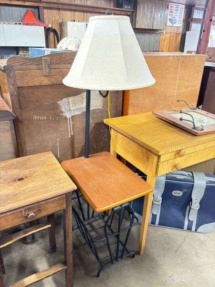 Light Stand 20”D 14” W 22” H