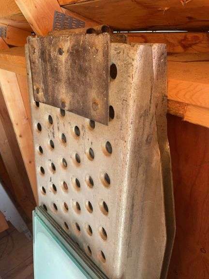 (2) metal car ramps and misc. glass