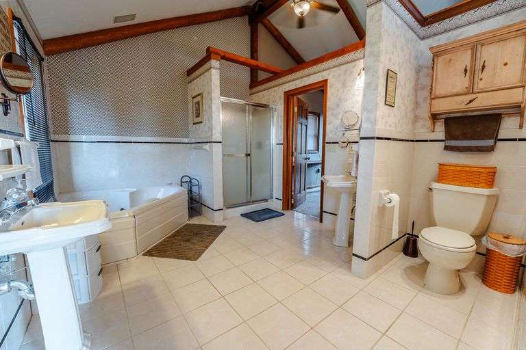 Lodge on 12 Acres with a Million Dollar View, Sold $533,500