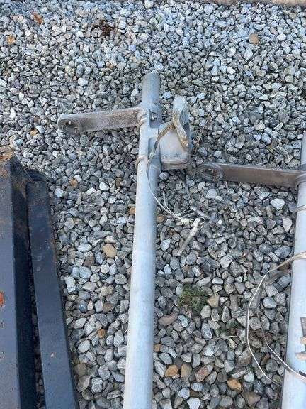 Parking meter stands and (4) legs