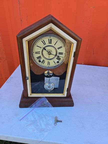 SETH THOMAS CITY SERIES VICTORIA 1879 MANTLE CLOCK RUNS