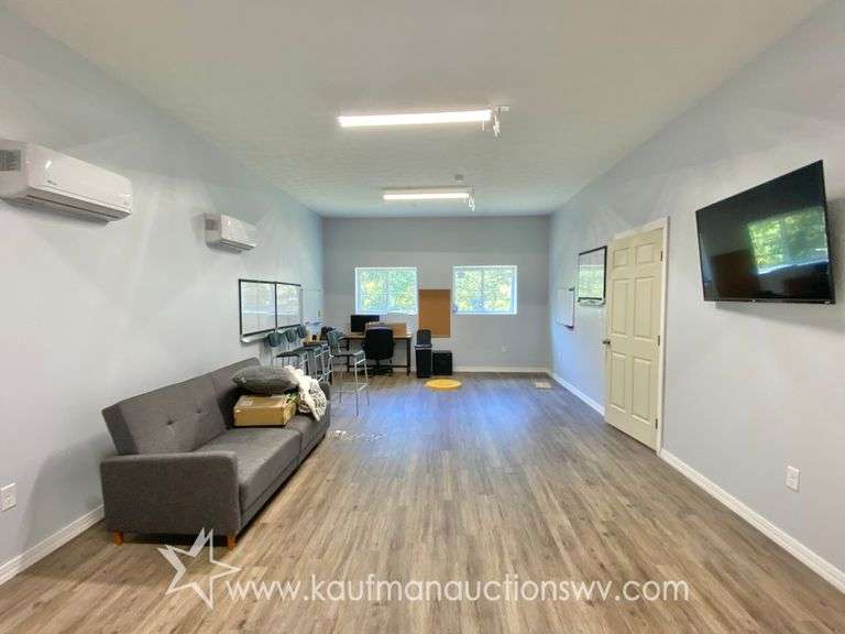 3800 Sq. Ft. Versatile Building, Commercial & Residential Opportunity (Sold $94,600)