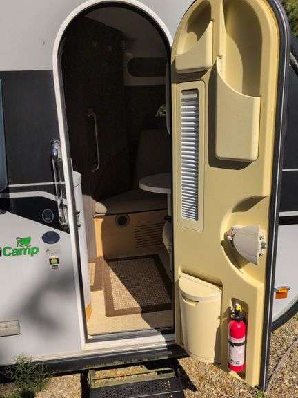2018 NuCamp Tab 400 pull-behind camper