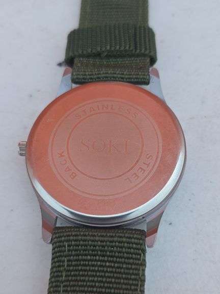 SOKI WATER RESISTANT WATCH RUNS