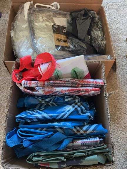 Shopping Totes, Christmas Cards