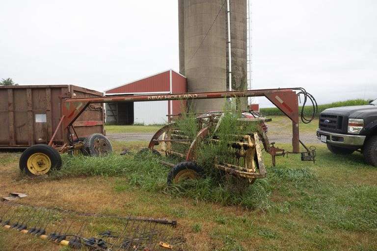 NEW HOLLAND 2556 RAKE
