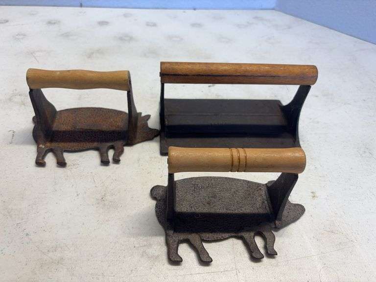3 Pig Bacon Presses