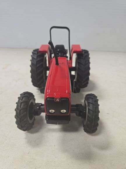 SCALE MODELS MASSEY FERGUSON 5460 1/16 SCALE TOY TRACTOR