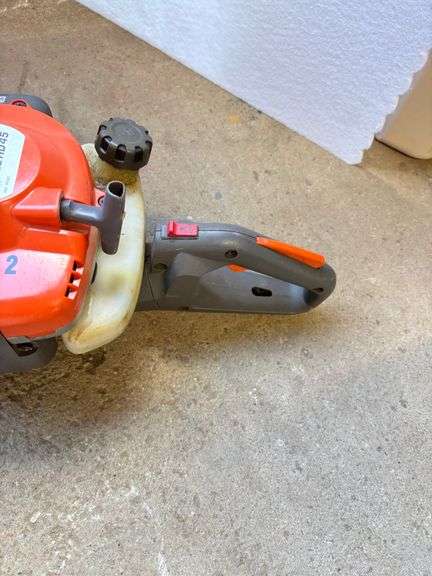 Husqvarna 122HD45 Gas Hedge Trimmer