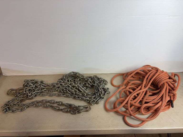 (2) heavy duty 20' chains with hooks and rope