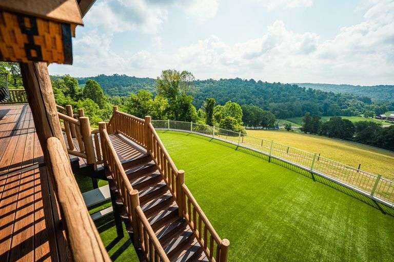 Lodge on 12 Acres with a Million Dollar View, Sold $533,500