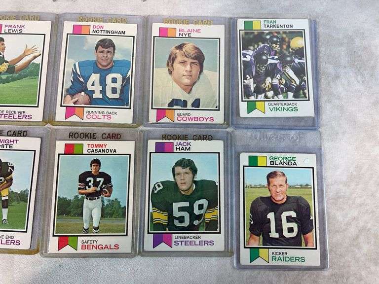 1973 Topps football lot w/10 Rookies & Unitas, Blanda, Tark, Russell