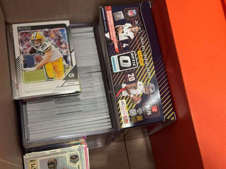 Assortment of Sports Cards and Collectable Cards
