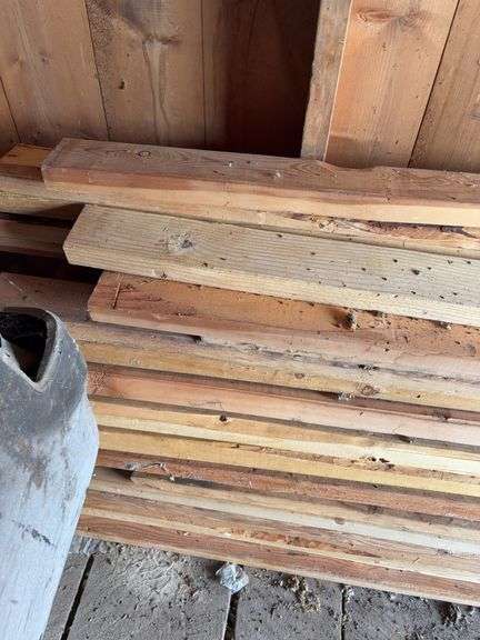 Large pile of scrap wood - longest approx. 9 ft. & misc. shingles