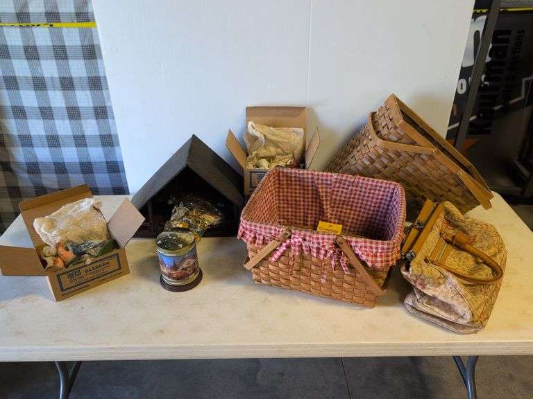 Vintage nativity set, Crayola chalk and crayons, purse, and baskets