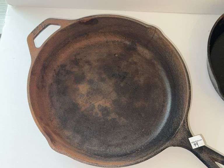 (3) Cast Iron Skillets