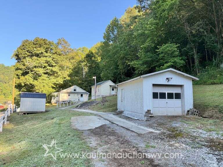 20+/- Acre Doddridge County WV Home & Land (Sold $68,750)