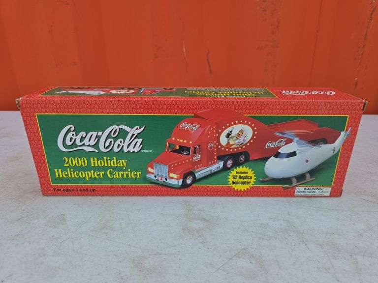2000 COCA-COLA HOLIDAY HELICOPTER CARRIER TRUCK WITH BOX