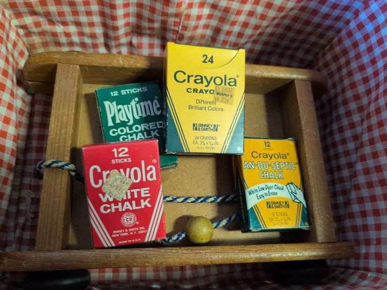 Vintage nativity set, Crayola chalk and crayons, purse, and baskets