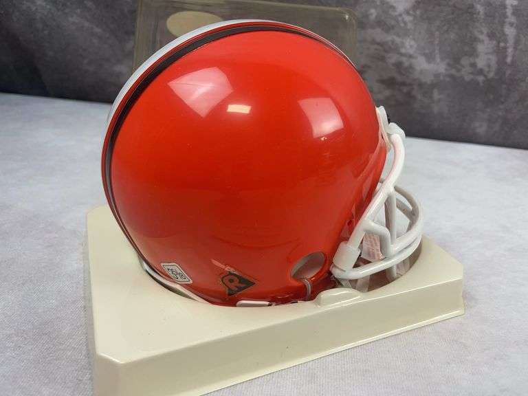 Bobby Mitchell Signed Browns Mini Helmet
