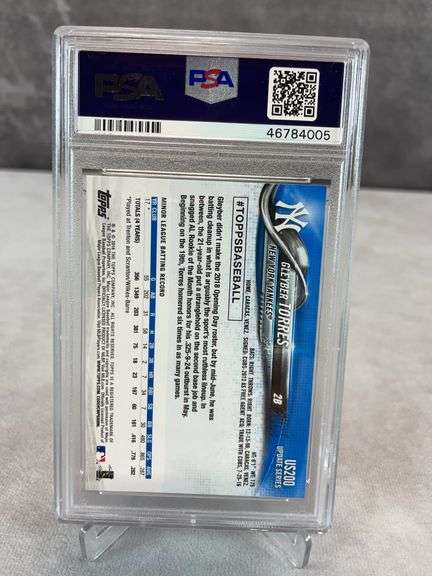 2018 Topps Update #US200 Gleyber Torres RC (Pinstripe Jersey) PSA 10