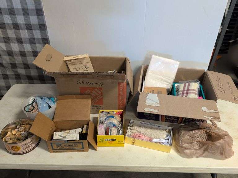 Assortment of sewing supplies - see photos