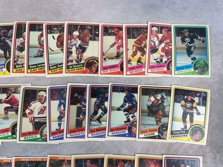 1984-1985 O.P.C. Hockey cards, no duplicates, over 50 cards w/ Gretzky