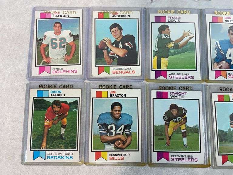 1973 Topps football lot w/10 Rookies & Unitas, Blanda, Tark, Russell