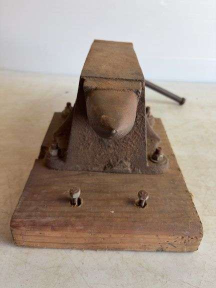 Anvil/bench vise and safety goggles