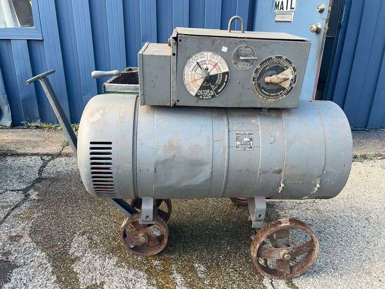 Lincoln 300 Amp Welder