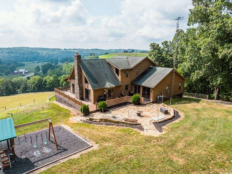 Lodge on 12 Acres with a Million Dollar View, Sold $533,500