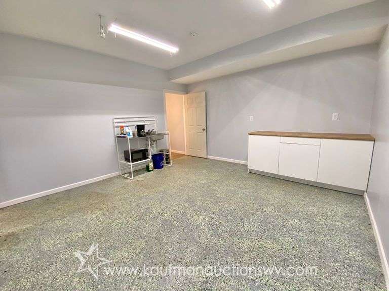 3800 Sq. Ft. Versatile Building, Commercial & Residential Opportunity (Sold $94,600)