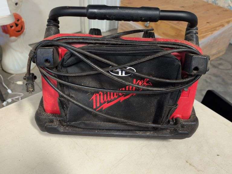 Milwaukee portable radio