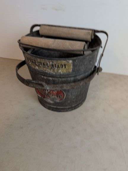 Wheeling Corrugating galvanized metal mop bucket
