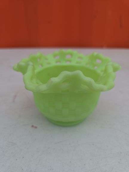 FENTON GREEN SATIN BASKET WEAVE