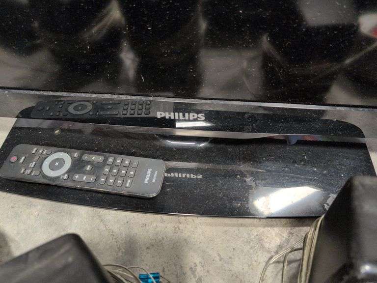 Phillips 40" TV - works, Samsung DVD player and surround sound speaker system