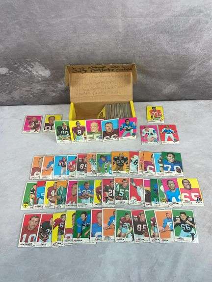 (185+) 1969 Topps Football Cards - Lilly, Hickerson, Mix, Wilson, Otto & Others
