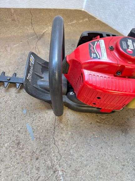 Red Max Gas Hedge Trimmer